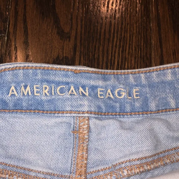 American eagle outfitters baggy MOM shorts distressed size 4 - Image 3