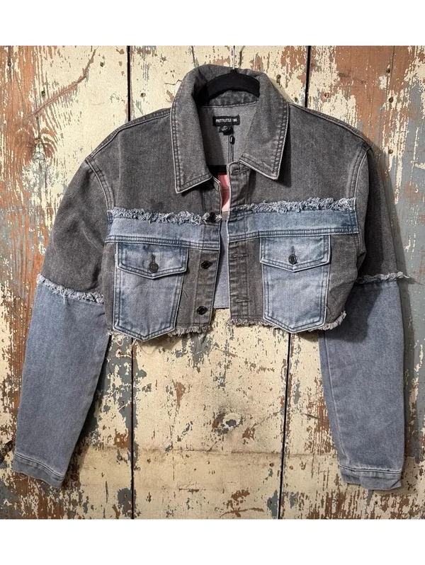 NWT PrettyLittleThing Washed Gray Double Layered Denim Cropped Jean Jacket 2 XS - Image 2