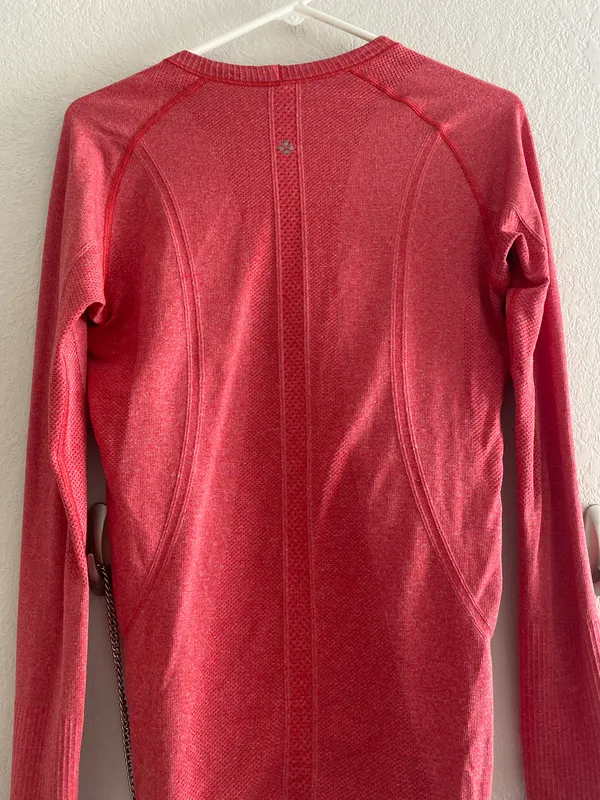 Lululemon Swiftly Tech Long Sleeve - Image 3