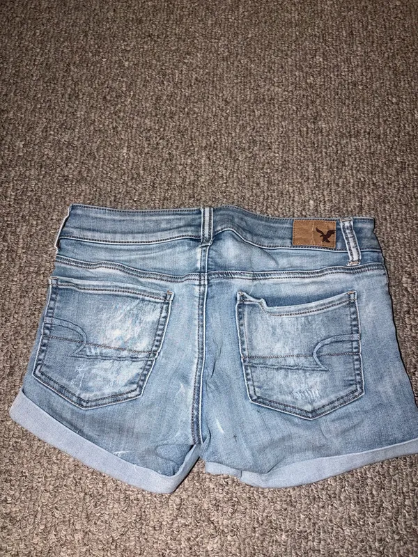 American Eagle Outfitters low rise jean shorts - Image 3