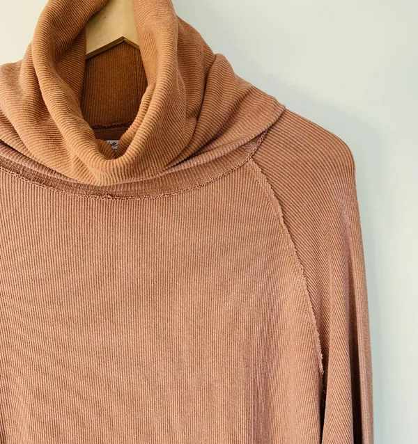 Free People We the Free Pullover Turtleneck Top in Terra Cotta size XS/S - Image 7