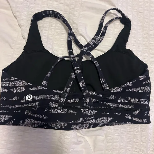 Lululemon sports bra with pads - Image 2