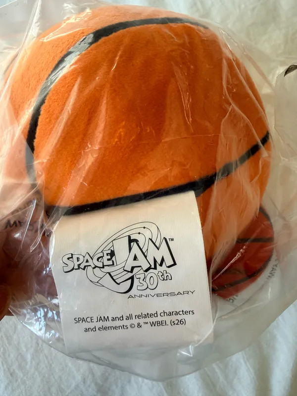 Space jam plushie Orange - Image 4