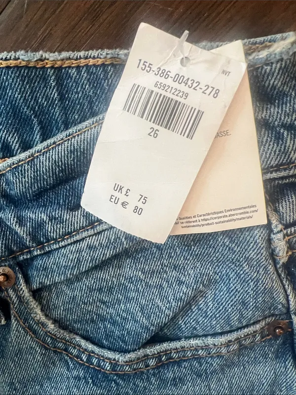 Abercrombie & Fitch The Baggy Low Rise Raw Hem Jeans 26/2R - Image 3