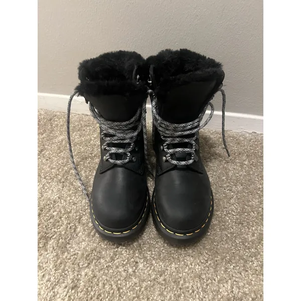 Dr. Martens 1460 Serena Collar Faux Fur Lined Lace Up Combat Boots 7 NWOT - Image 11