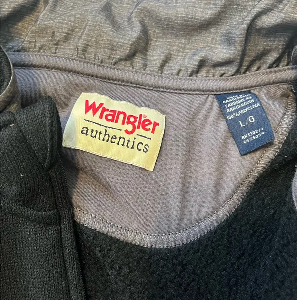 Wrangler Pullover - Image 2