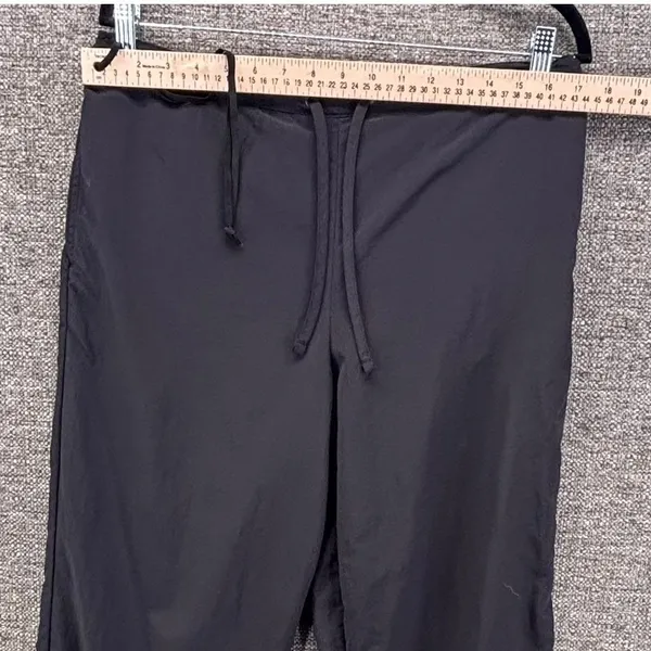LL‎ Bean Hiking Cargo Pants Black M - Image 10