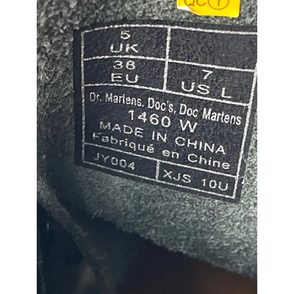 NEW Dr. Martens 1460 Womens Black Leather Round Toe Lace Up Combat Ankle Boots 7 - Image 7