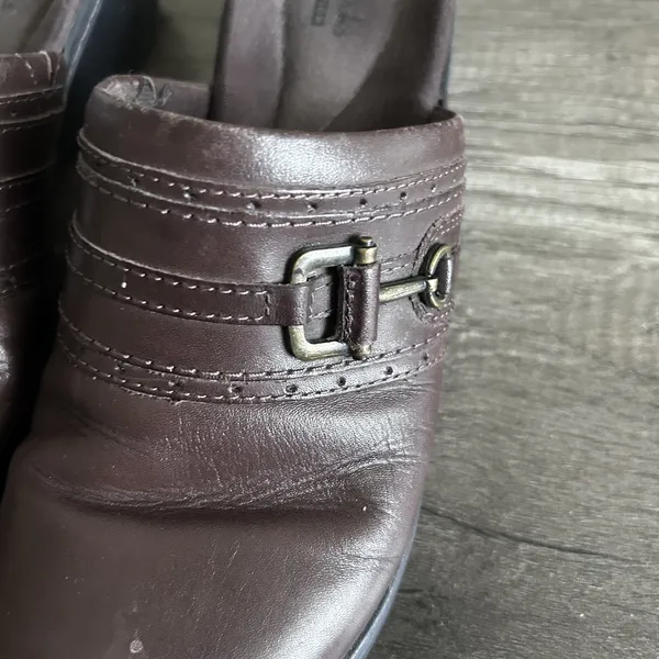 Clarks Collection Shoes Womens Size 8.5M Leather Mule Slip On Comfort Loafer‎ - Image 3