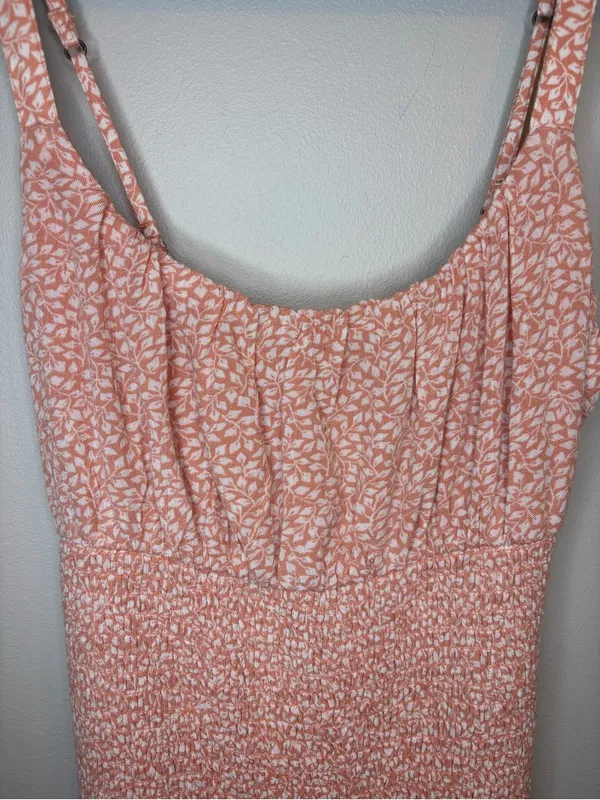 Abercrombie & Fitch Smocked Floral Mini Dress Peach Size S Ruffle Hem - Image 5
