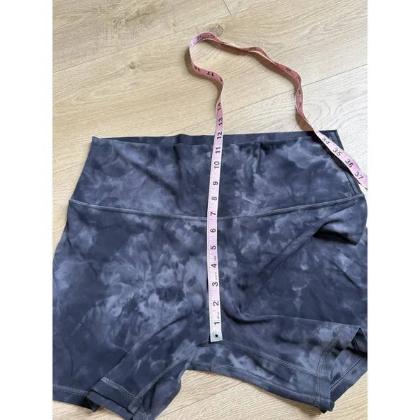 EUC Womens Lululemon Align HR Short 6" Size 14 Diamond Dye Pitch Graphite Grey - Image 6