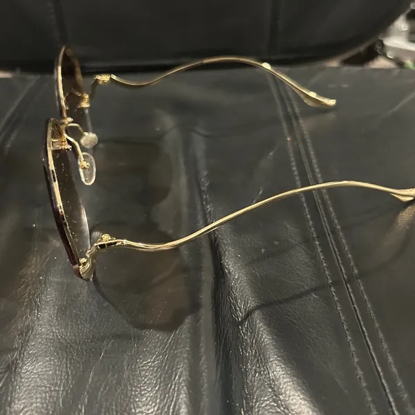 Elegant Brown Sunglasses - Image 8