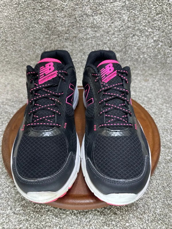 New Balance 543 Woman's Comfort Ride Running Shoe 10B black-pink WE543BB1 - Image 2