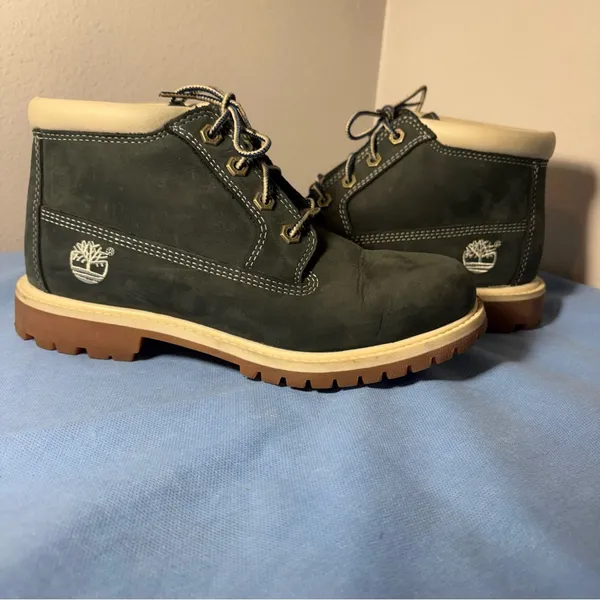 Timberland Women's Nellie Waterproof Chukka Boot in blue nubuck leather NWOT - Image 11