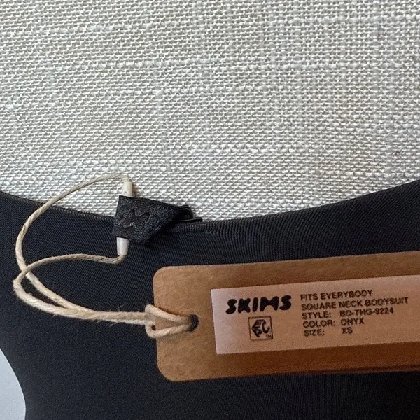 NWT Skims Fits Everybody Square Neck Bodysuit  - Image 5