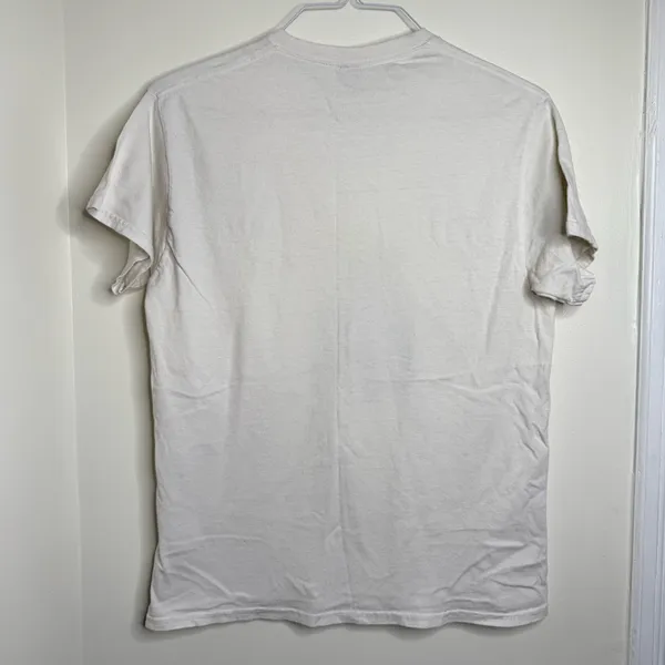 FLAWED Jojo Rabbit Hand art Peace sign T Shirt Size Medium Gildan Cotton - Image 5