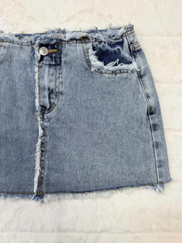 PrettyLittleThing Frayed Vintage Wash Denim Mini Skirt Womens 2 XS - Image 2