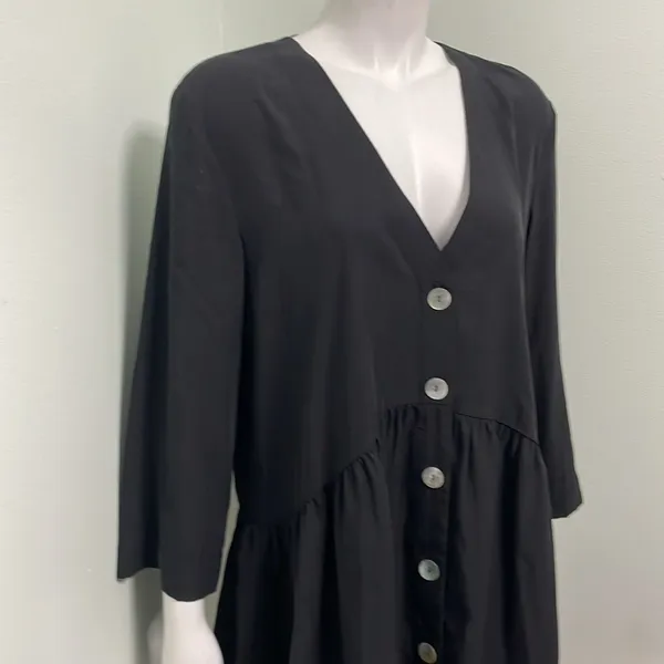 ZARA Voluminous Black Button Front Shirt Size Medium - Image 5