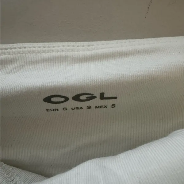 OGL White Off Shoulder Top Size S New Seamless Bra Top Ribbed Activewear Shirt - Image 3