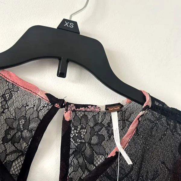 Free People Daphne Floral Lace Black Pink Romantic Boho Blouse NWT Size S - Image 3