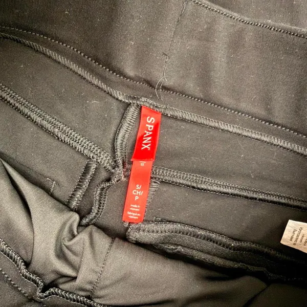 Spanx black high waisted dress leggings - Image 2