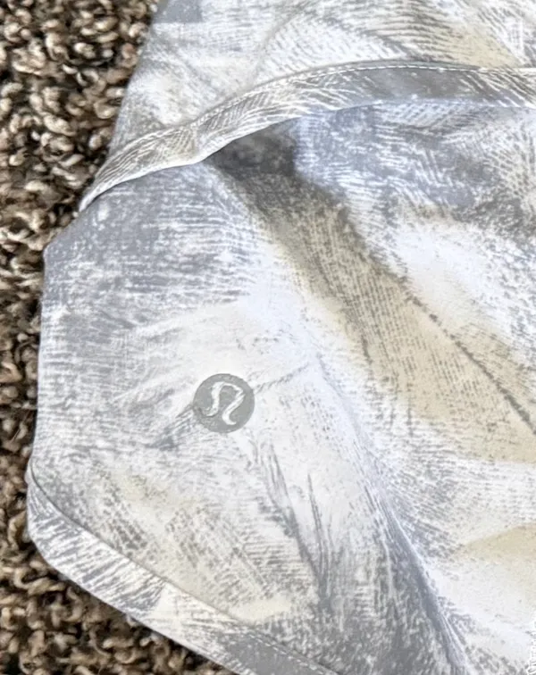Lululemon Speed Up Shorts - Image 4