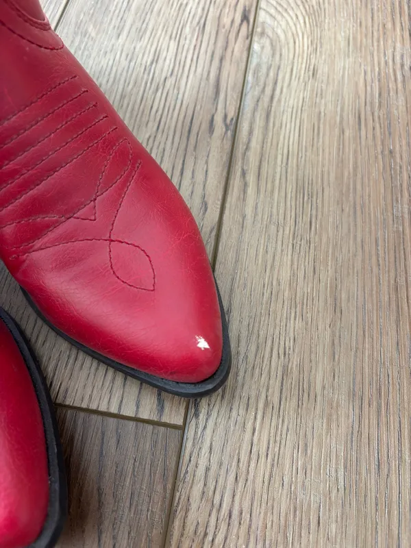 Red cowboy boots Size 7 - Image 3