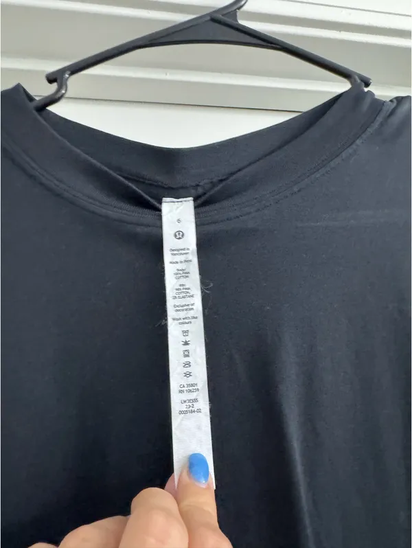 Black Lululemon shirt - Image 2
