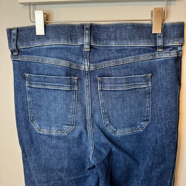 Spanx Size Large Flare Jeans With Patch Pockets in Authentic Blue - Image 5