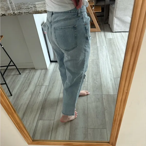 PacSun 90s Straight Leg Distressed Jeans Light Wash Size 28 - Image 5