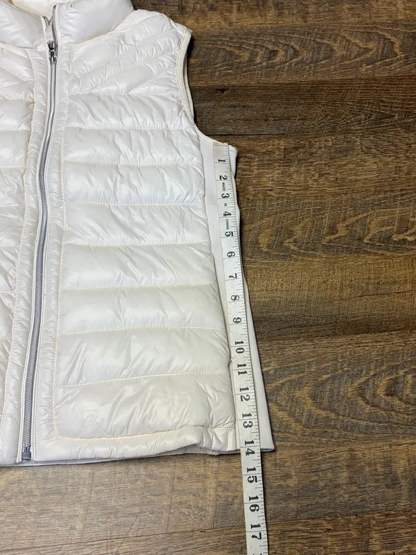 GAP Quilted Puffer Vest Women's Medium Primaloft Full Zip Ivory - Image 3