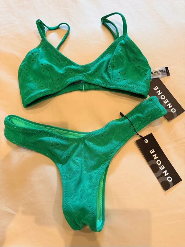 One One Swimwear Green Bikini Set - Lara Top & Heidi Bottom XS NWT - Image 5
