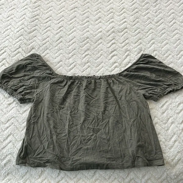 NWT American Eagle Crop Top Size L - Image 8