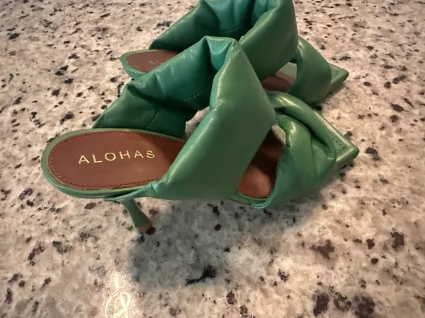 ALOHAS Revolve Twist Strap Mules In Evergreen Size 7,5 - Image 4