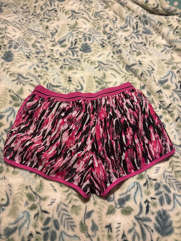 Under Armour Shorts - Image 2