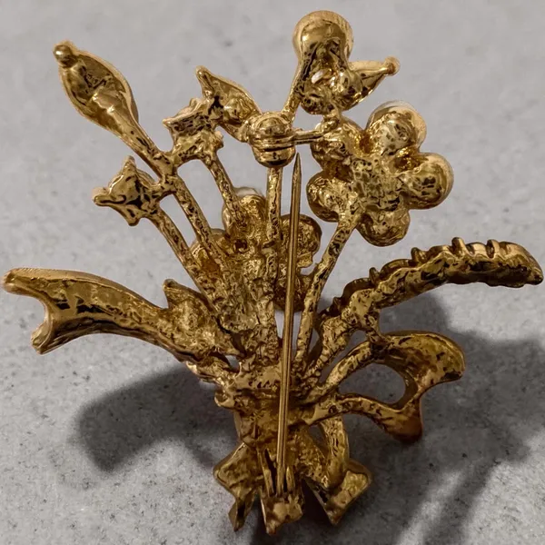 Vintage Gold Tone Floral Bouquet Brooch Faux Pearl Amber Rhinestone Pin - Image 8