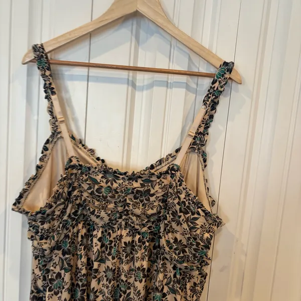 Torrid Floral Tank‎ Top Size 3 - Image 6