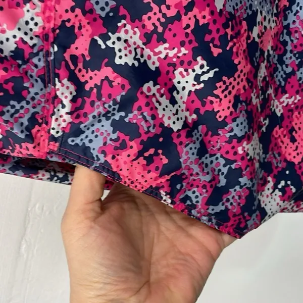 Columbia Windbreaker Light Jacket Full Zip Pink Camouflage size Large - Image 6