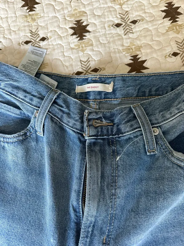 Levi Jeans 98 baggy - Image 3