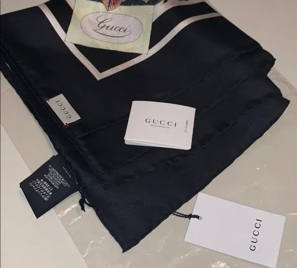 NWT Gucci Silk Scarf with Floral Print - Image 15