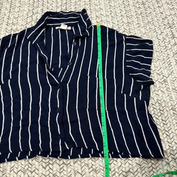 Billabong Blue and White Tropical Crush Striped Button-Up Crop Top - Image 12