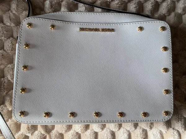 Michael Kors Crossbody - Image 3