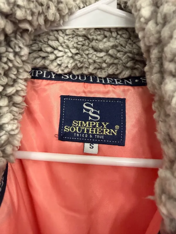 Simply Southern Pink Sherpa Full-Zip Vest Size S - Image 4