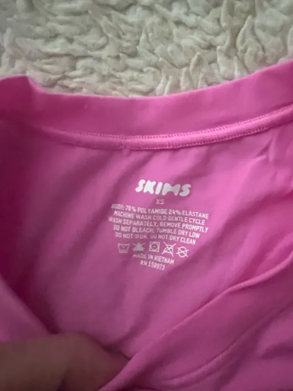 SKIMS T-Shirt - Image 2