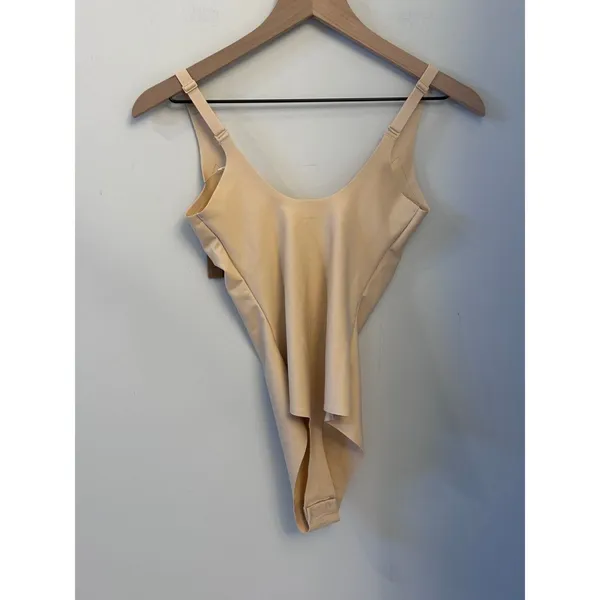 NWT Skims Body Unlined Plunge Thong Bodysuit in Sand M - Image 5