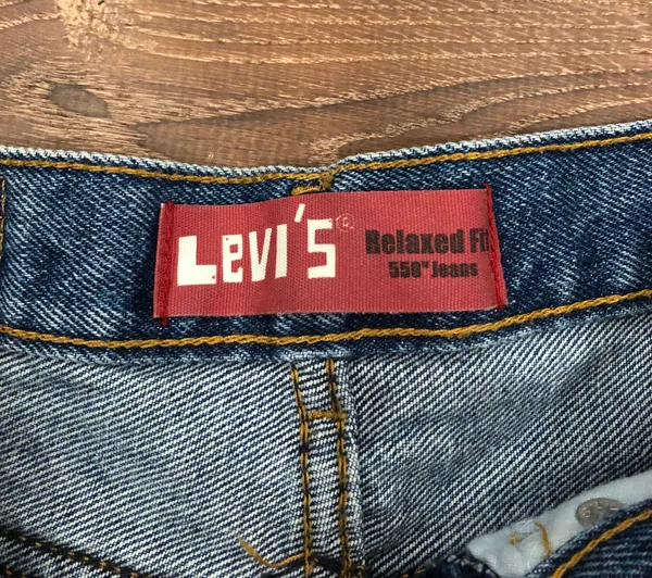 Levi's Vintage Floral Shorts - Image 4