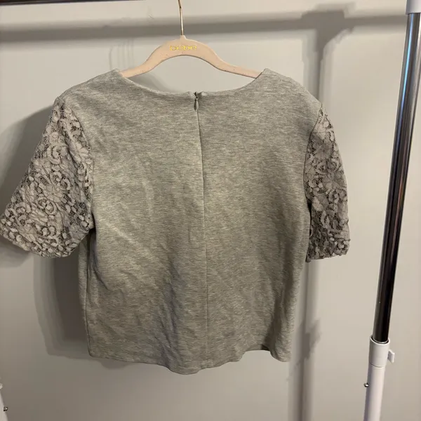 LOFT Gray Lace Short Sleeve Tee - Image 5