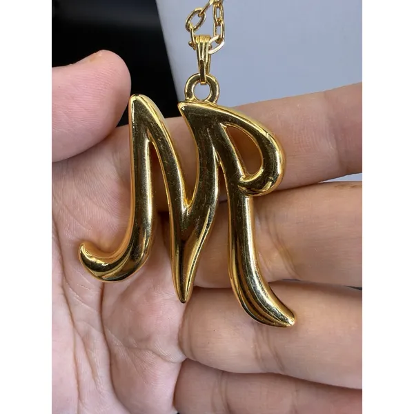 Vintage Avon 1992 Gold Tone “M” Initial Letter Pendant Chain Necklace 28” L - Image 6