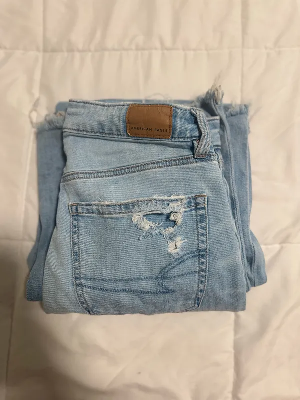 American Eagle Jeans - Image 7