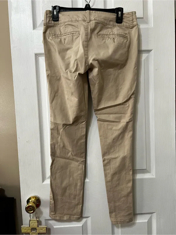 American Eagle Outfitters Women's Skinny Pants in Khaki Tan - Image 3